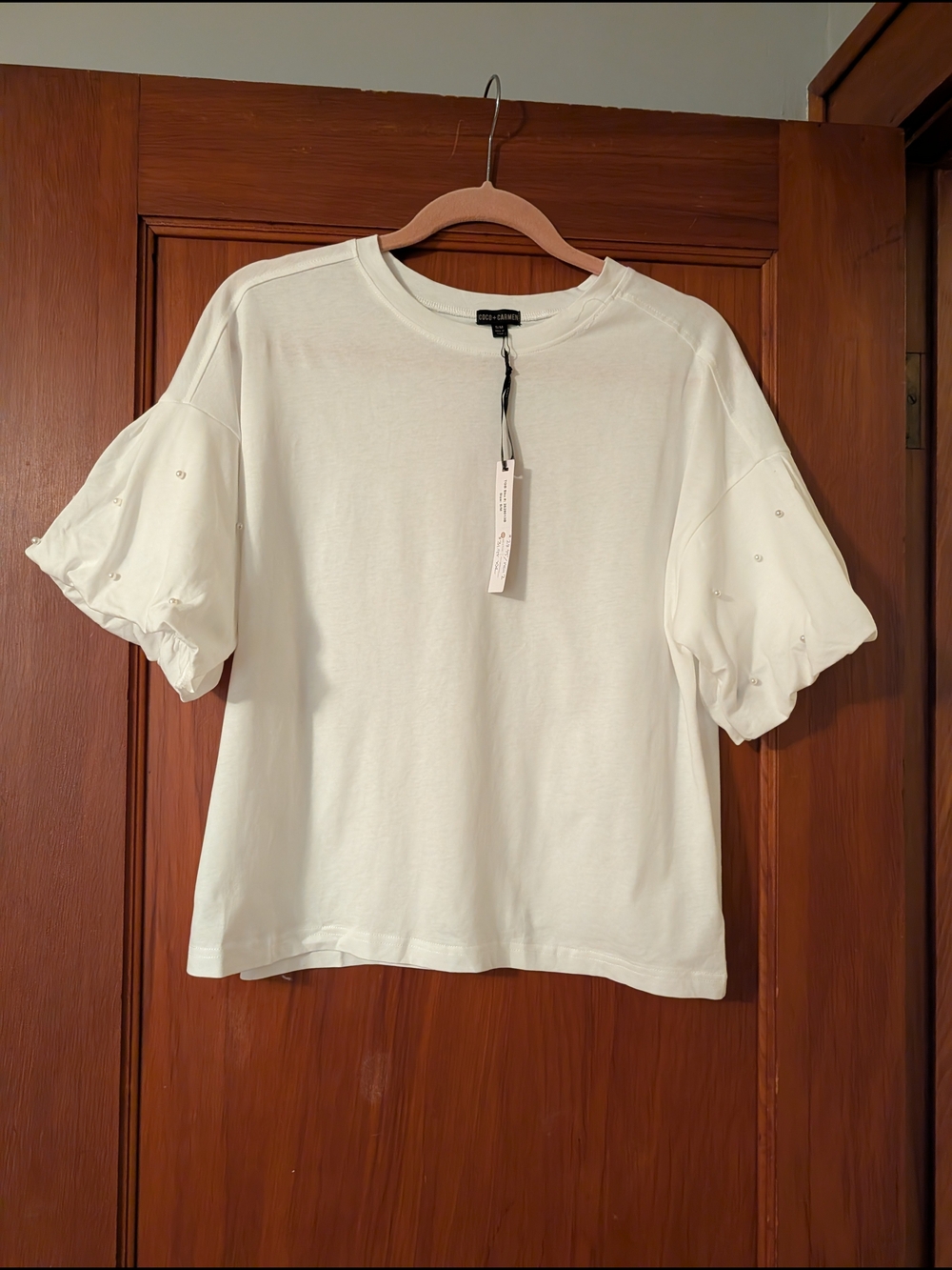 Coco + Carmen White Puff Sleeve Crewneck Top